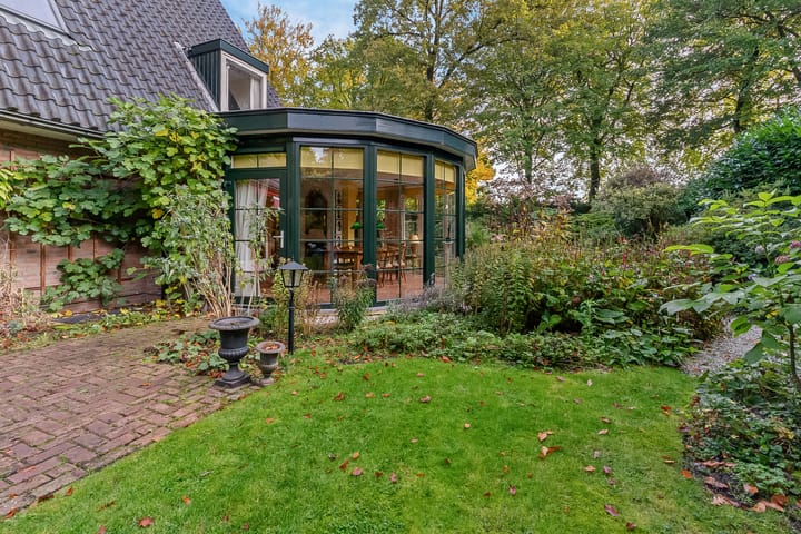 Foto 38 van Rozenlaantje 24