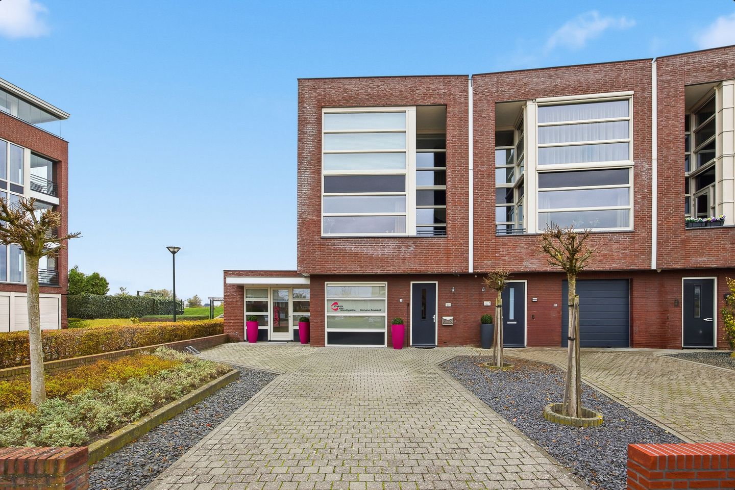 Foto 4 van Meindert Hobbemastraat 1