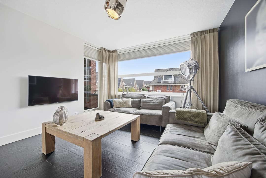 Foto 16 van Meindert Hobbemastraat 1