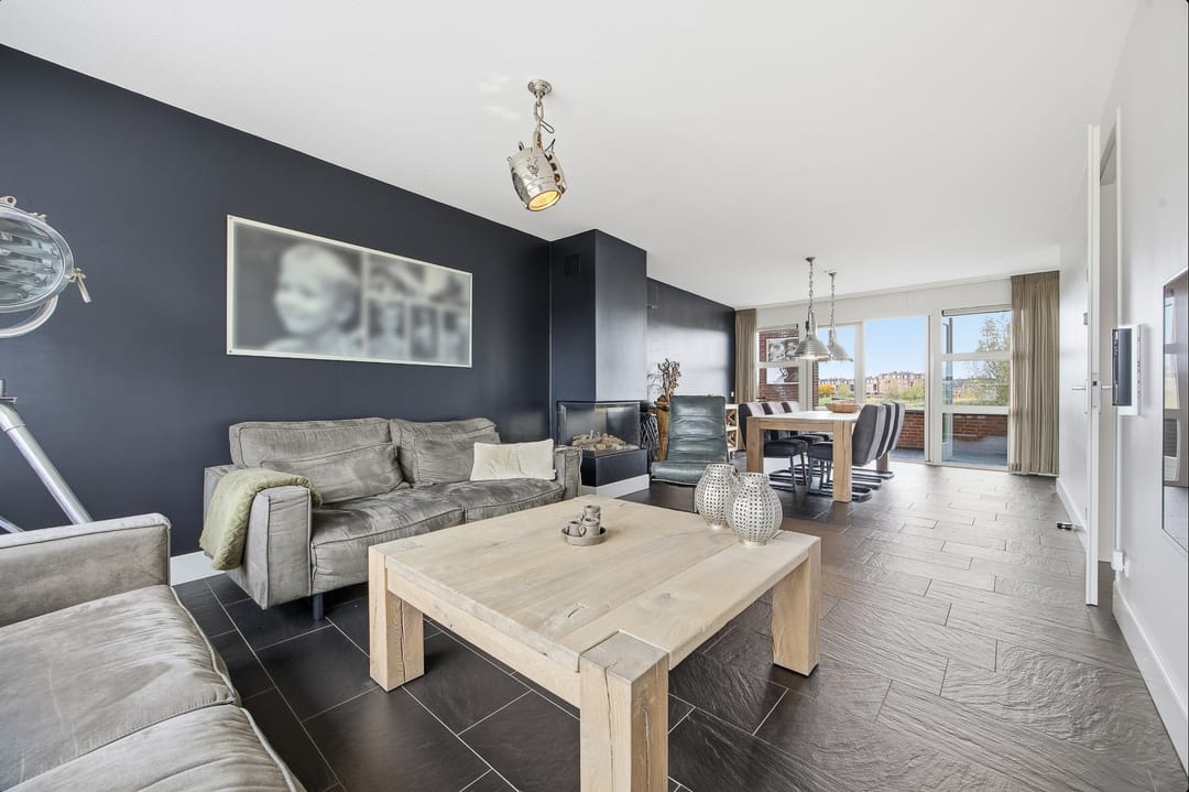 Foto 17 van Meindert Hobbemastraat 1