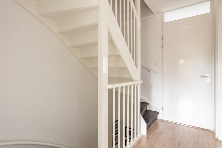 Foto 13 van De Bazelweg 5