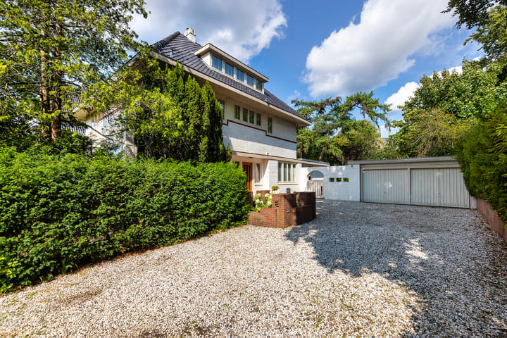 Photo 2 of Diependaalselaan 114