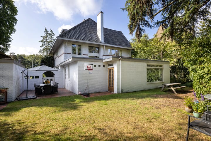 Photo 48 of Diependaalselaan 114