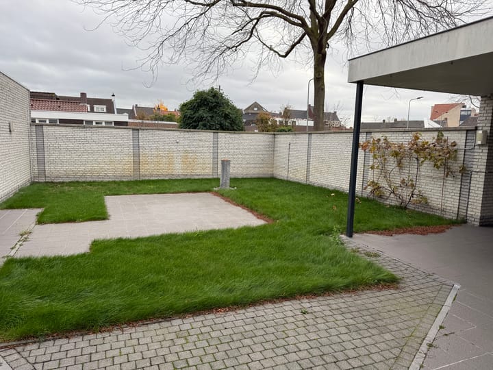 Foto 21 van St. Lambertusstraat 2