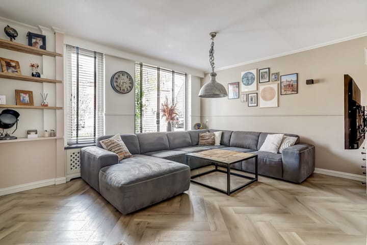 Photo 8 of Molenveldstraat 18