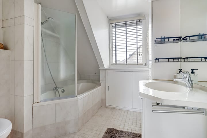 Photo 29 of Molenveldstraat 18