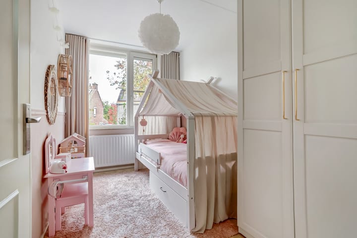 Photo 31 of Molenveldstraat 18