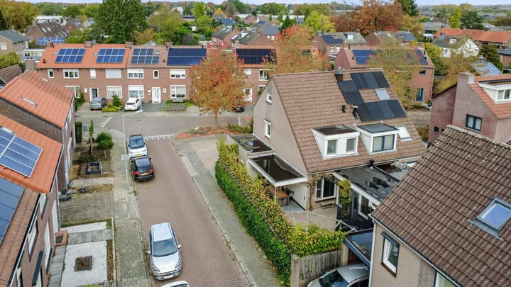 Photo 49 of Molenveldstraat 18