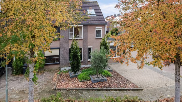 Photo 50 of Molenveldstraat 18