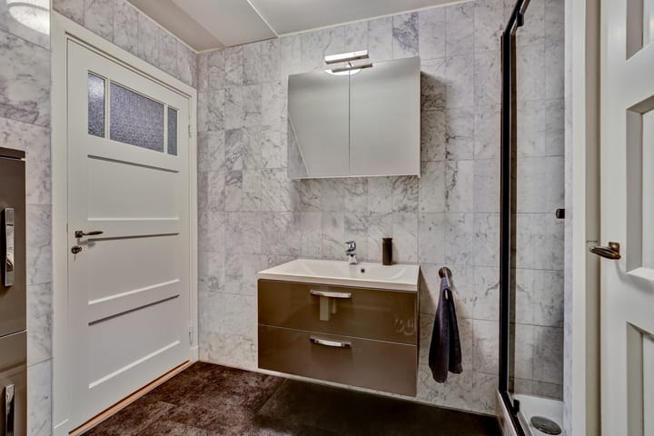 Foto 10 van van Schelbergenstraat 57