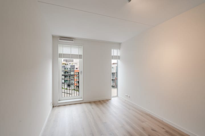 Photo 5 of Willem Dudokhof 205