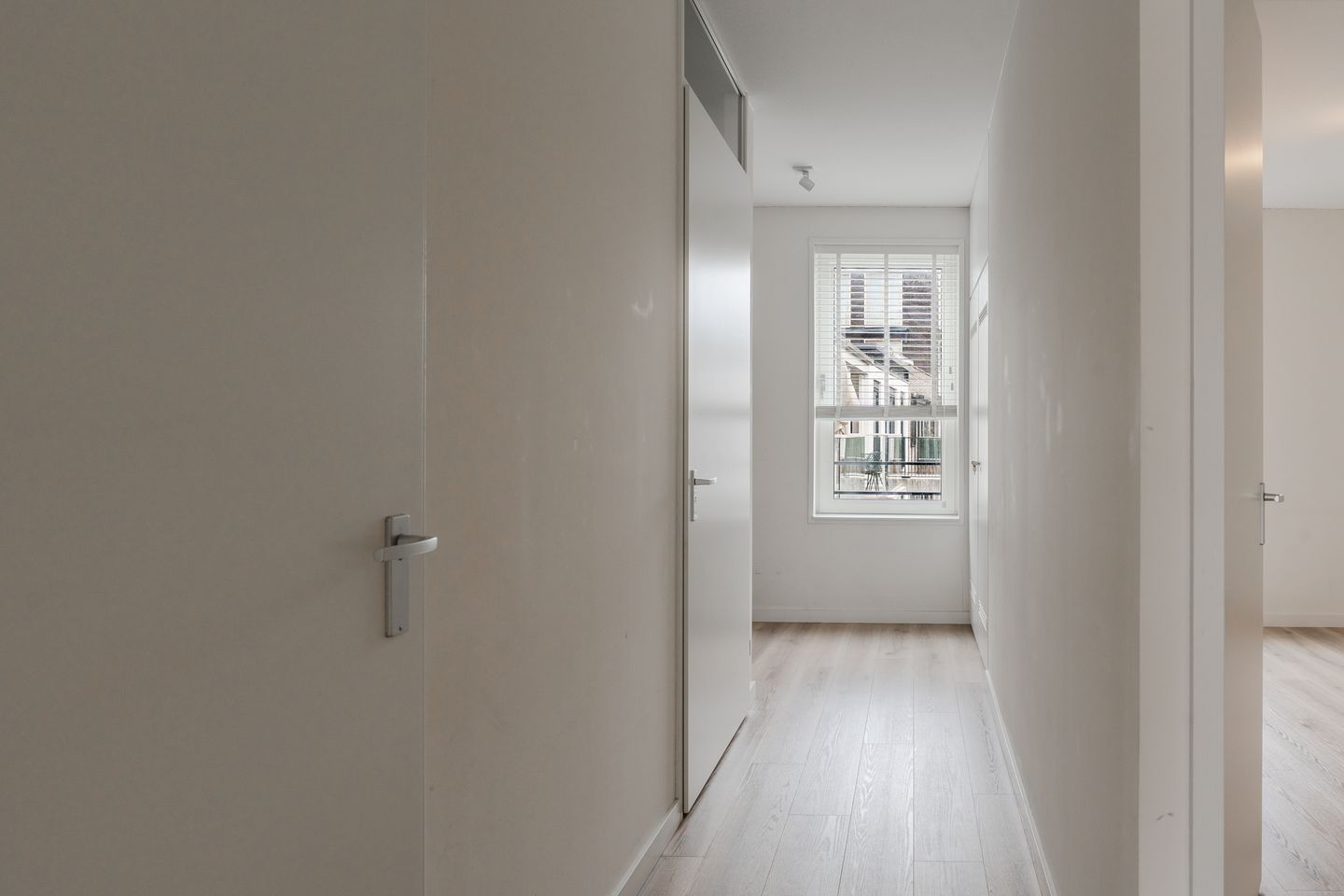 Foto 35 van Willem Dudokhof 205