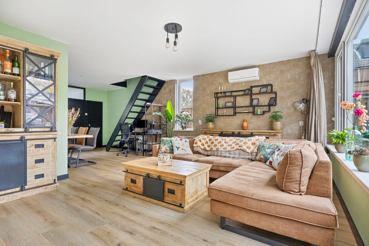 Photo 18 of Travertin 30