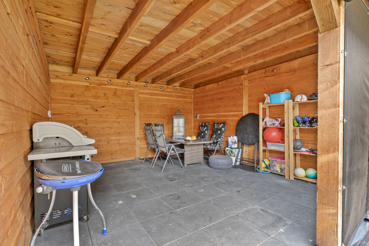 Photo 40 of Travertin 30