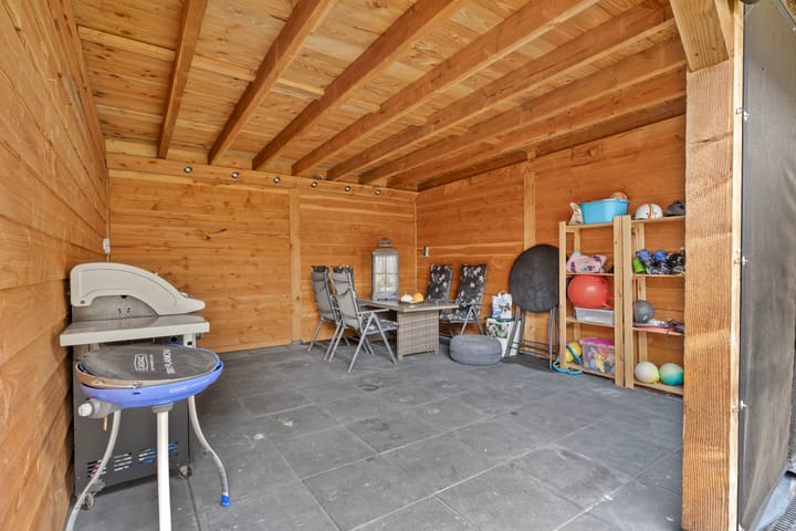 Photo 40 of Travertin 30