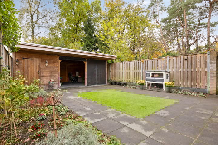 Photo 39 of Travertin 30