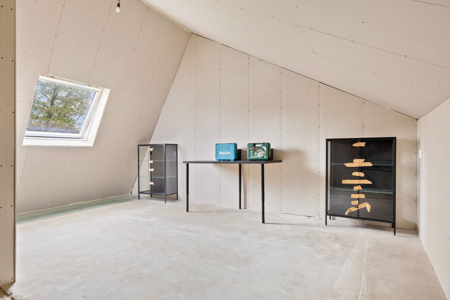 Photo 34 of Travertin 30