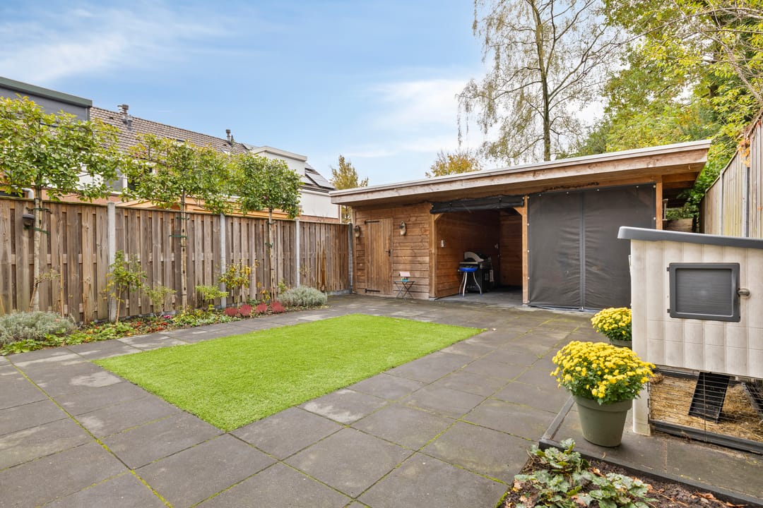 Photo 38 of Travertin 30