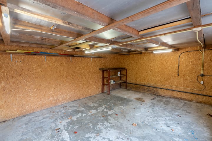 Photo 17 of Spoorstraat 58