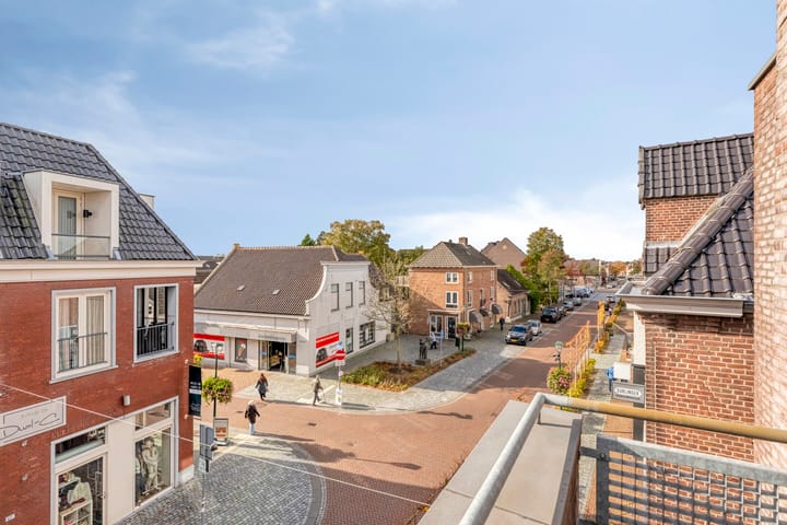 Photo 24 of Hoofdstraat 81-D