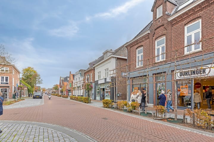 Photo 38 of Hoofdstraat 81-D