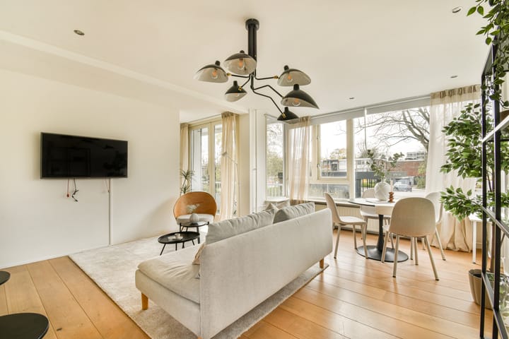 Photo 3 of Van Boshuizenstraat 1