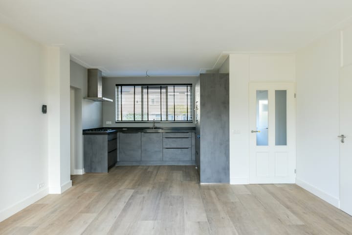 Foto 6 van Delta 199