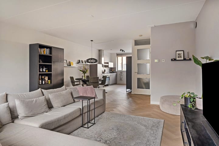 Foto 4 van Mariniersstraat 36