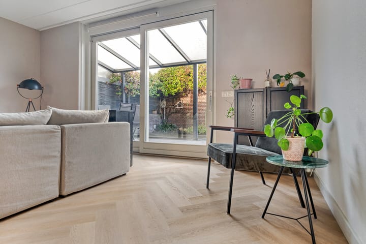 Foto 10 van Mariniersstraat 36