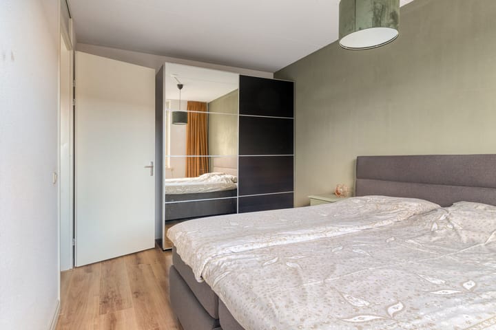 Foto 15 van Mariniersstraat 36