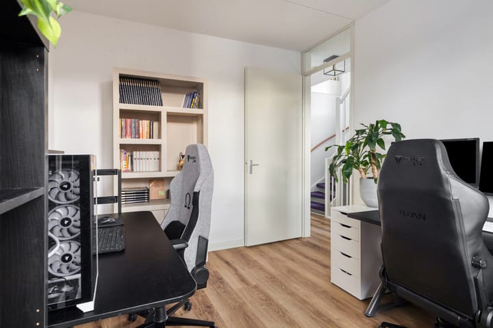 Foto 17 van Mariniersstraat 36