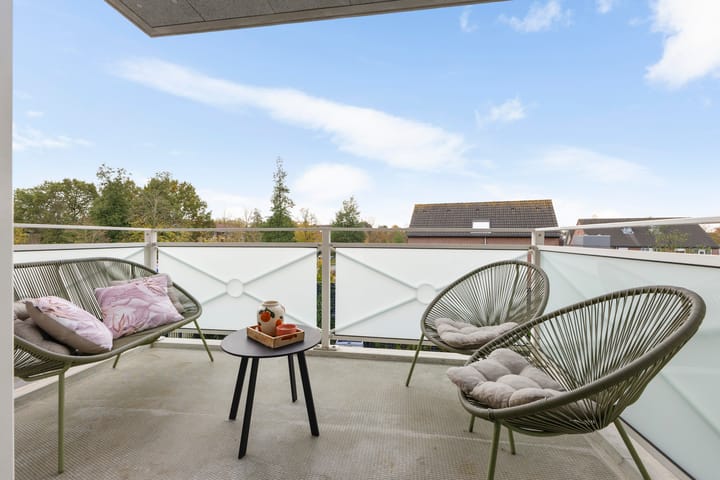 Photo 4 of Runweg 2-L