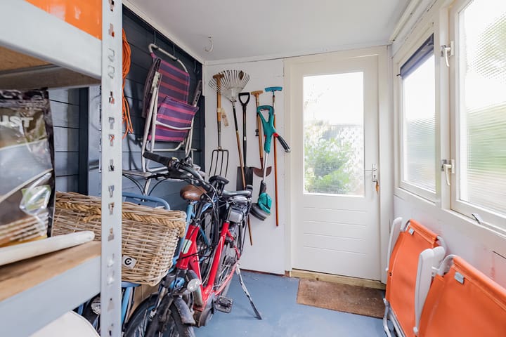 Photo 29 of Middenweg 153