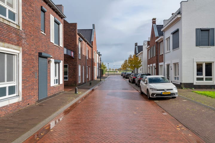 Foto 3 van De Binnenplaats 39