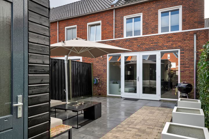 Foto 33 van De Binnenplaats 39