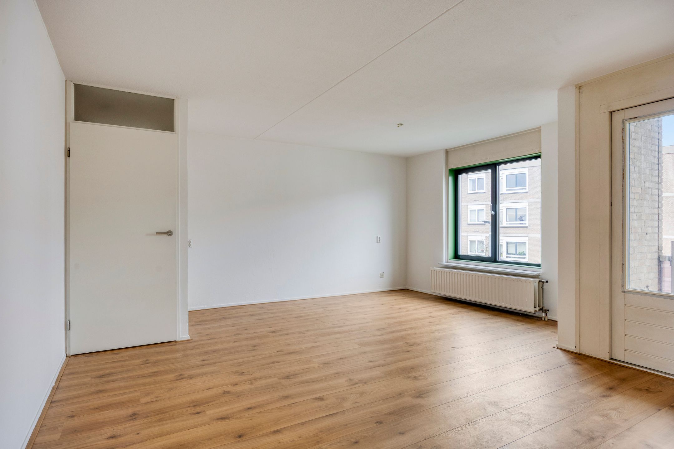 Photo 9 of Ir J.P. van Muijlwijkstraat 272