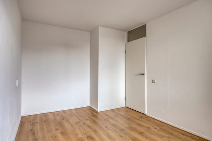 Photo 18 of Ir J.P. van Muijlwijkstraat 272