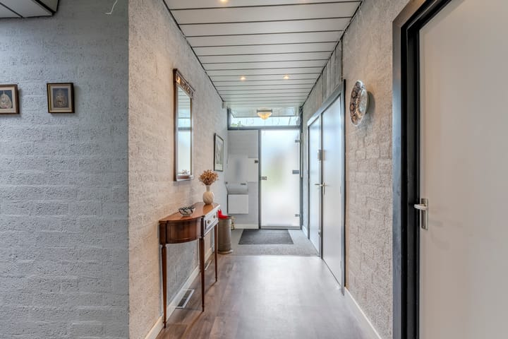 Photo 4 of Bredaseweg 323-B