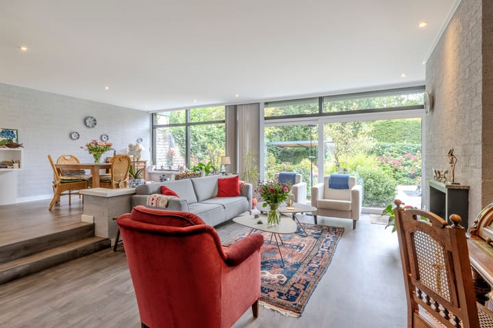 Photo 7 of Bredaseweg 323-B