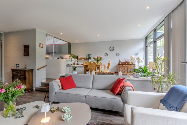 Photo 8 of Bredaseweg 323-B