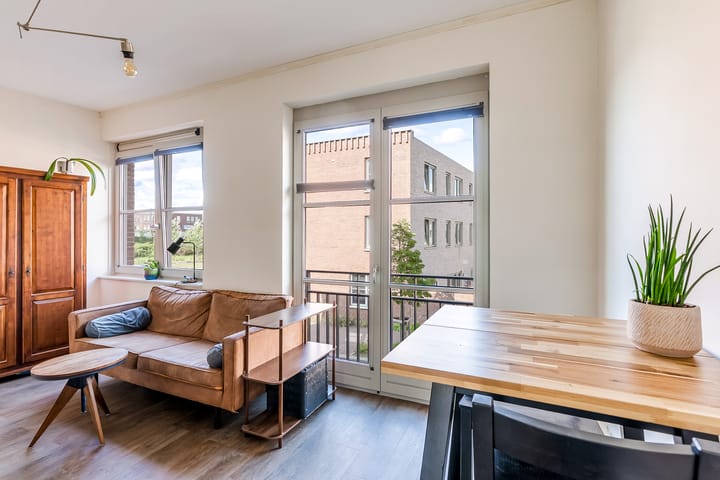 Foto 15 van Albaniëstraat 93