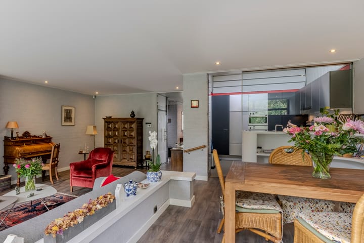 Photo 12 of Bredaseweg 323-B