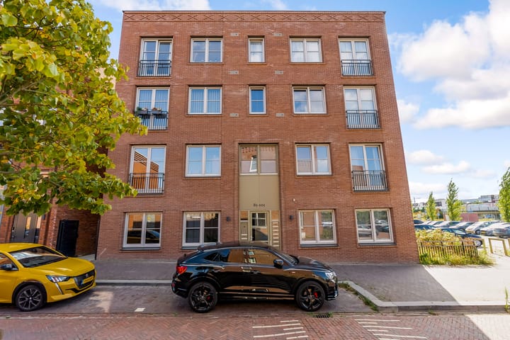 Foto 19 van Albaniëstraat 93