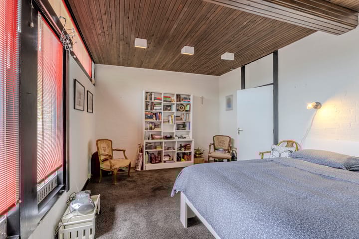 Photo 20 of Bredaseweg 323-B