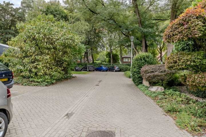 Photo 30 of Bredaseweg 323-B