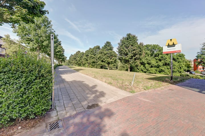 Foto 21 van Vlaardingerdijk 169-B