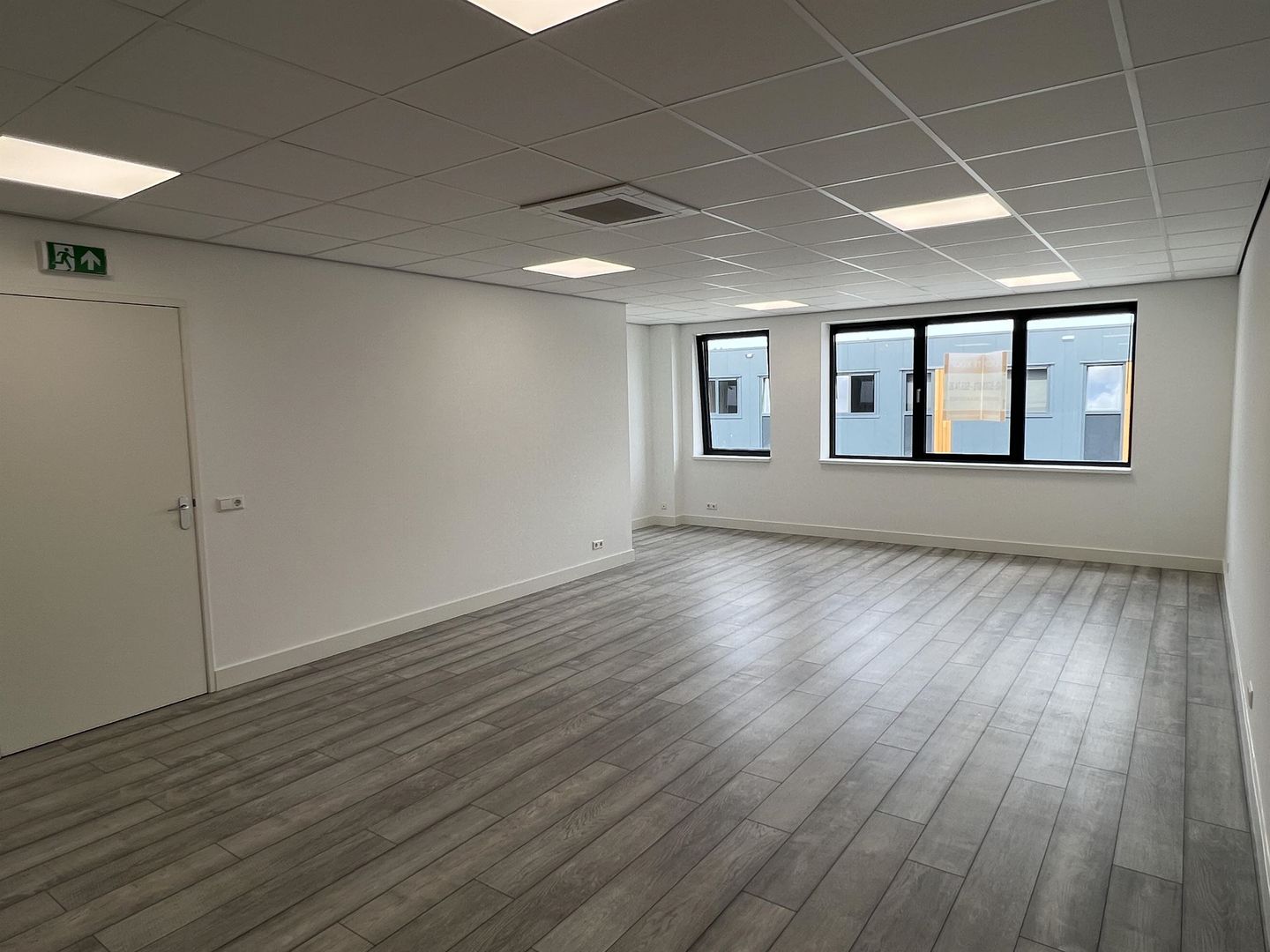 View photo 2 of Goudsmid 66