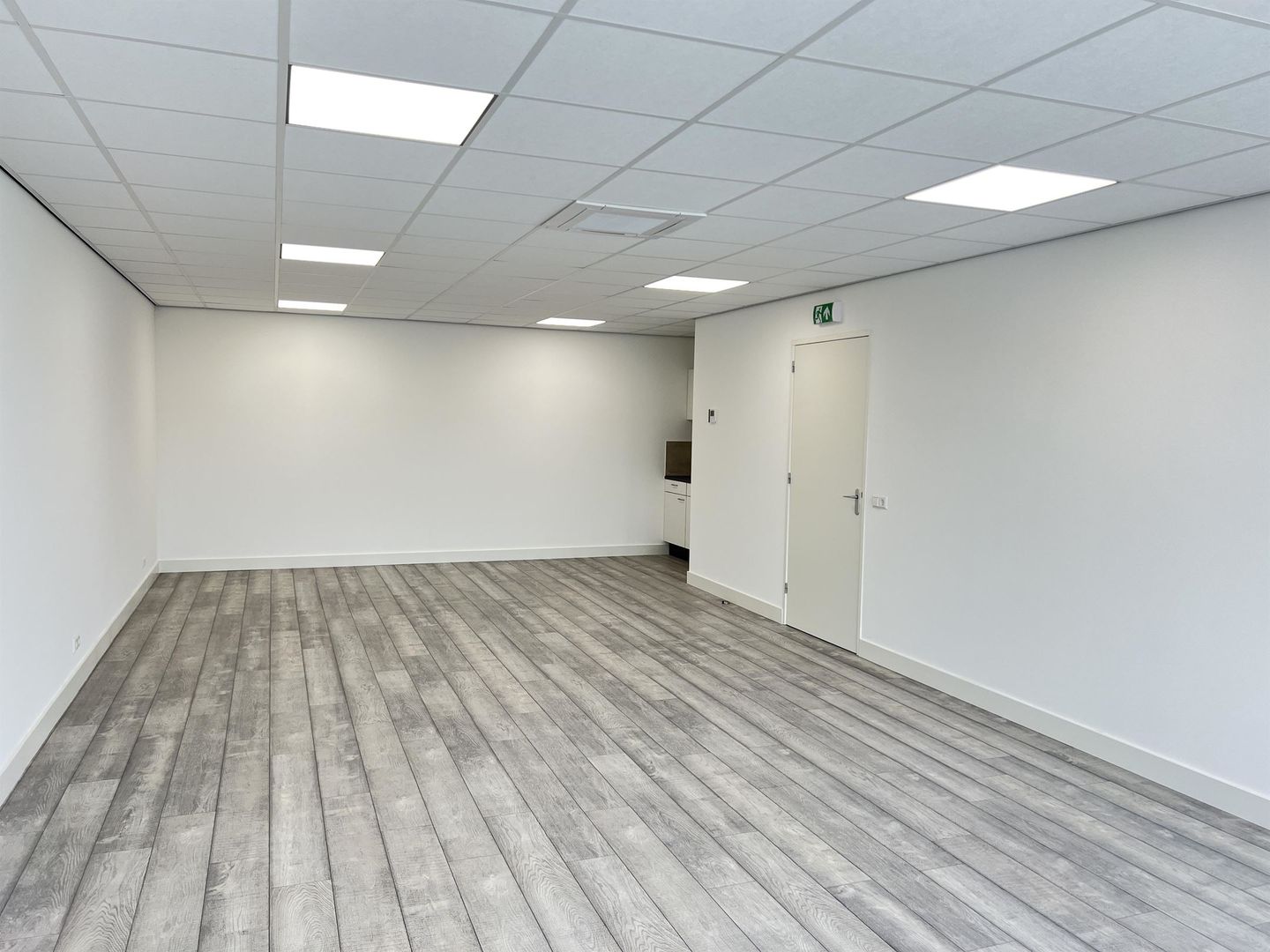 View photo 3 of Goudsmid 66