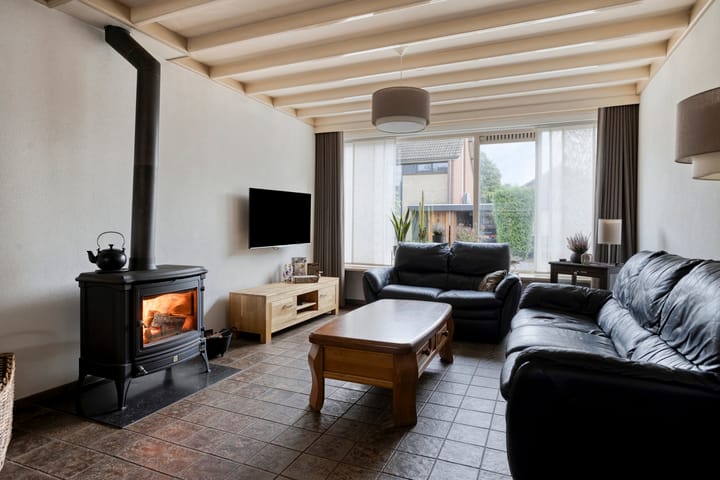 Foto 8 van van Goenstraat 9