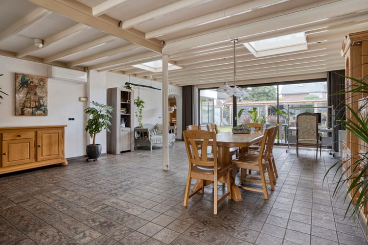 Foto 10 van van Goenstraat 9